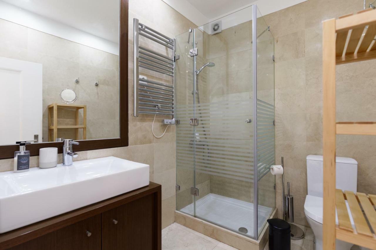 Апартаменты Boutique Chiado Duplex Лиссабон Экстерьер фото
